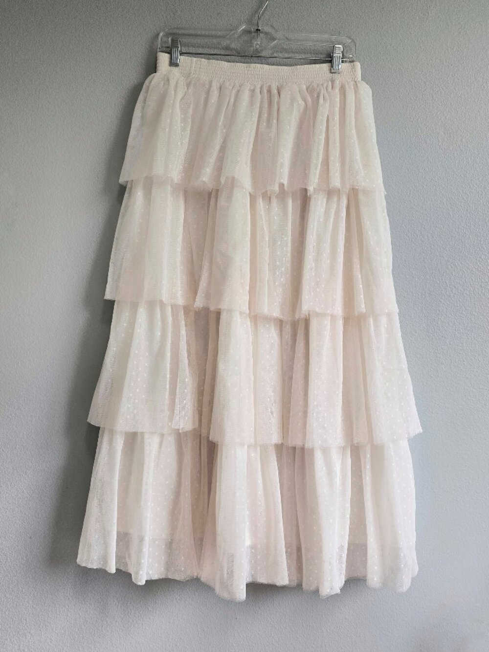 Vici White/Cream Tiered Ruffle Tulle Skirt Size M